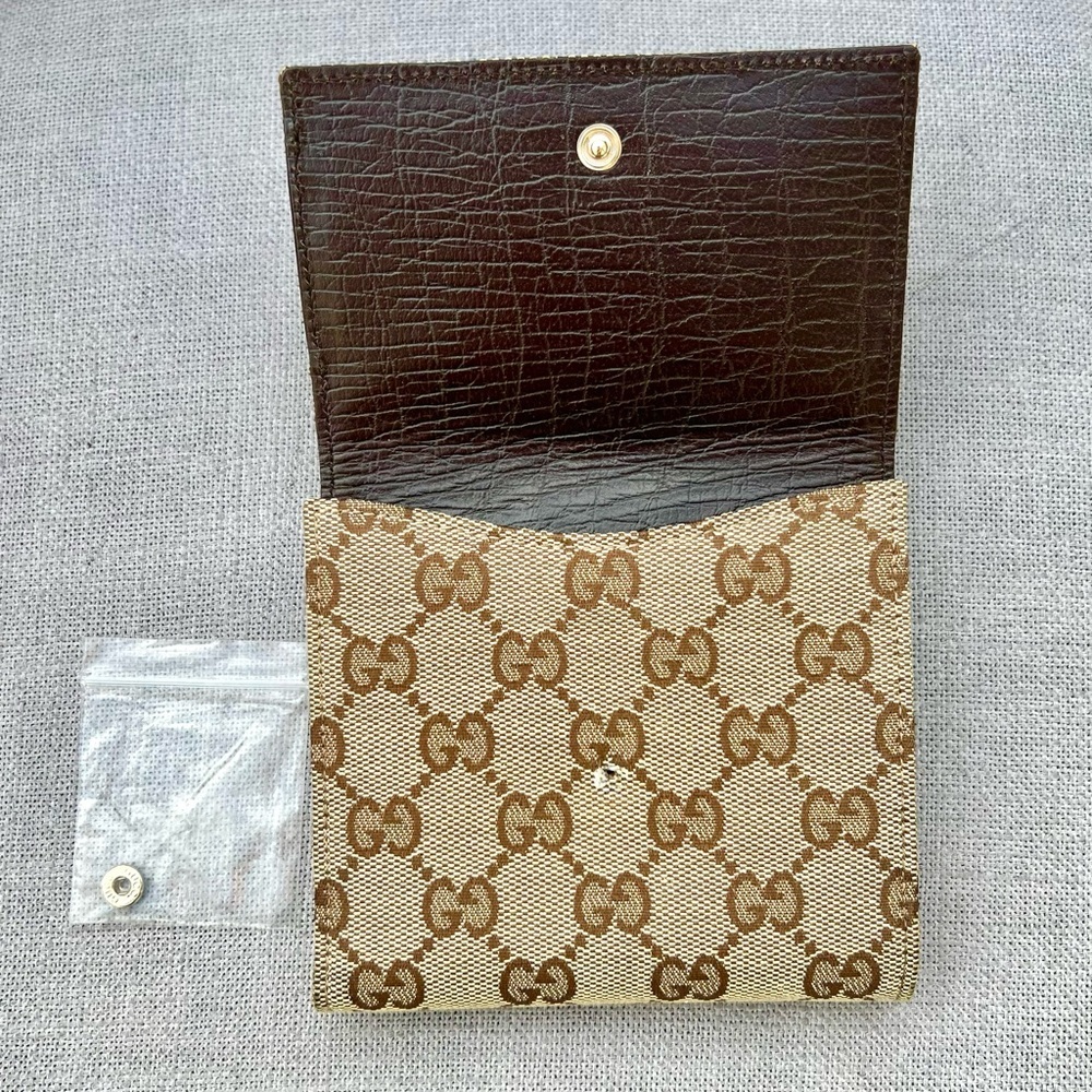 Gucci GG Rare Neutral Canvas Monogram Web Canvas Compact Wallet - Picture 7 of 9